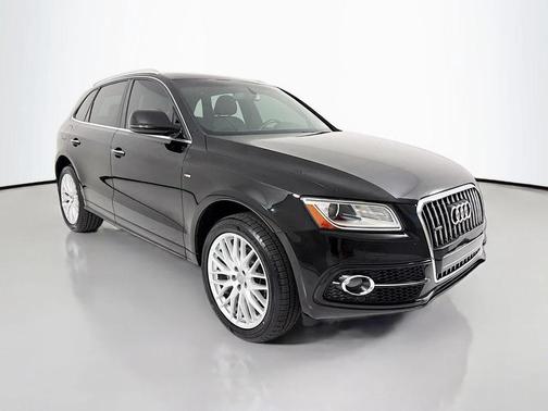 Brilliant Black 2017 Audi Q5 2.0T Premium Plus