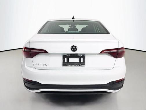 Pure White 2024 Volkswagen Jetta 1.5T S