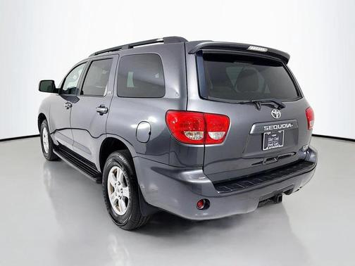 2013 Toyota Sequoia SR5