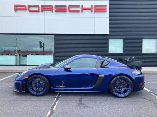 2023 Porsche 718 Cayman GT4 RS