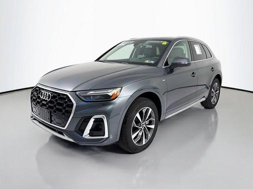 2022 Audi Q5 45 S line Premium