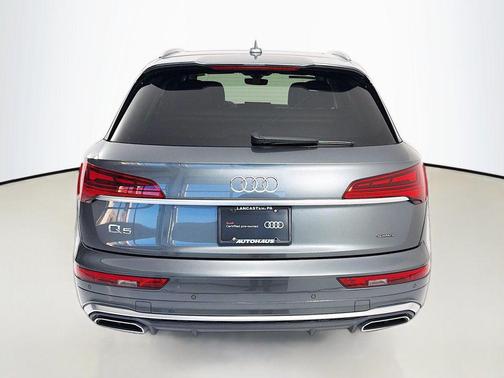 2022 Audi Q5 45 S line Premium