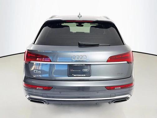 2022 Audi Q5 45 S line Premium