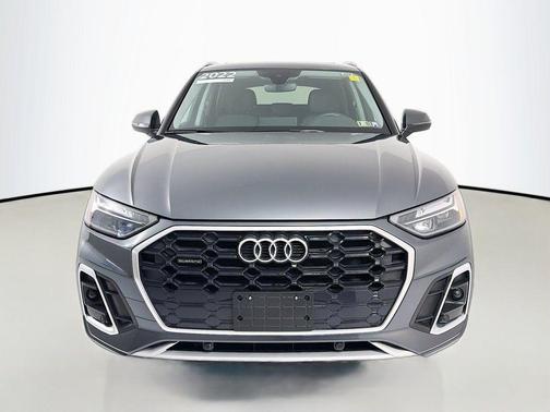 2022 Audi Q5 45 S line Premium