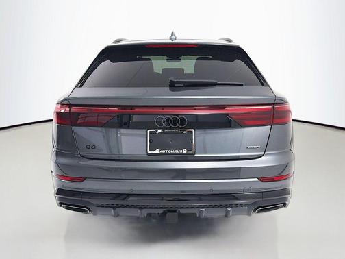 2026 Audi Q8 55 Premium Plus