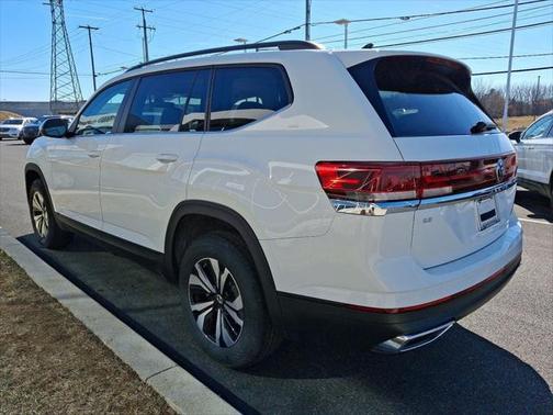 2025 Volkswagen Atlas 2.0T SE