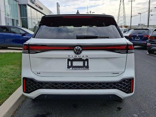 2026 Volkswagen Tiguan 2.0T SE R-Line Black 4MOTION