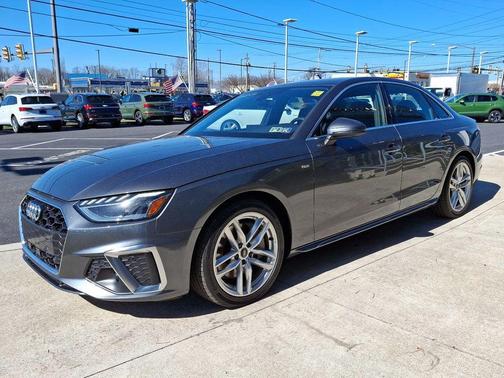 2022 Audi A4 45 S line Premium Plus