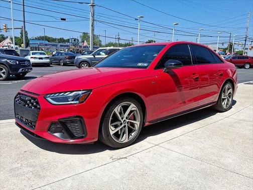 2022 Audi A4 45 S line Premium Plus