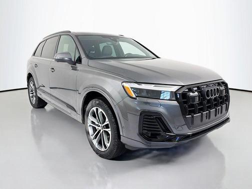 2026 Audi Q7 45 Premium