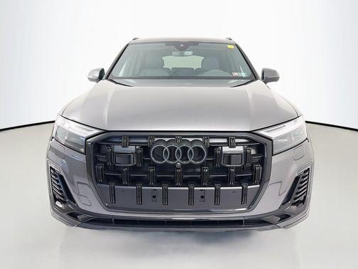 2026 Audi Q7 45 Premium