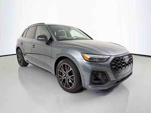 Daytona Gray Pearl Effect 2024 Audi SQ5 3.0T Prestige