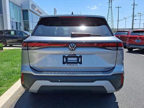 2025 Volkswagen Tiguan 2.0T SE 4MOTION