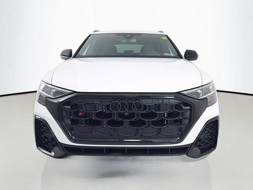 Glacier White Metallic 2026 Audi SQ8 4.0T Prestige
