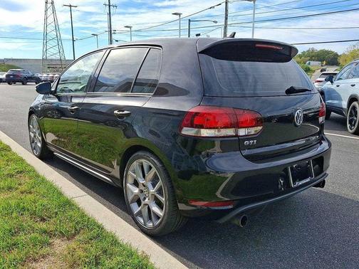 2014 Volkswagen GTI Wolfsburg Edition