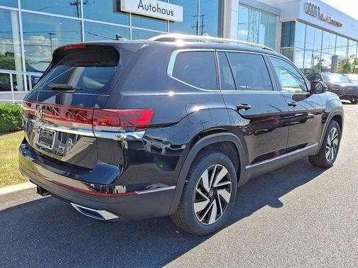2025 Volkswagen Atlas 2.0T SEL