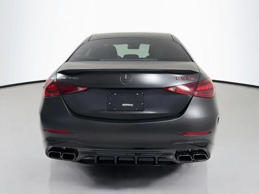 MANUFAKTUR Graphite Grey Magno 2025 Mercedes-Benz AMG C 63 S E Performance