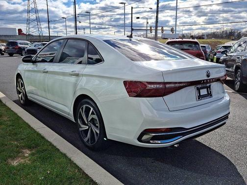 2025 Volkswagen Jetta 1.5T SEL