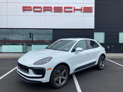 2024 Porsche Macan Base