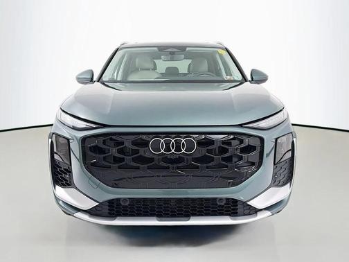 Sage Green Metallic 2026 Audi Q3 TFSI quattro S tronic