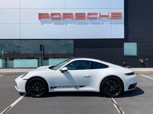 2023 Porsche 911 Carrera