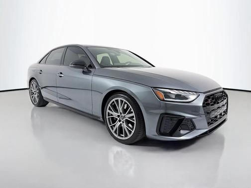 Daytona Gray Pearl Effect 2023 Audi S4 Premium Plus TFSI quattro Tiptronic