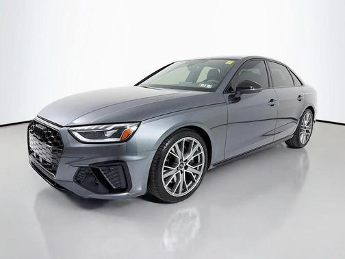 Daytona Gray Pearl Effect 2023 Audi S4 Premium Plus TFSI quattro Tiptronic