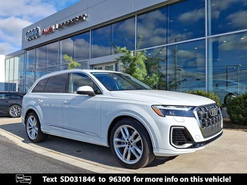 2025 Audi Q7 55 Premium Plus