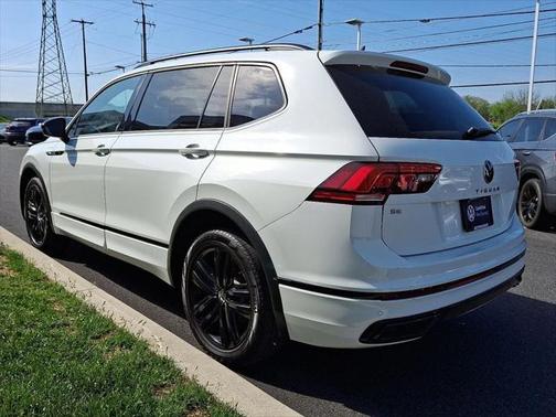 2022 Volkswagen Tiguan 2.0T SE R-Line Black 4MOTION