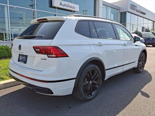 2022 Volkswagen Tiguan 2.0T SE R-Line Black 4MOTION