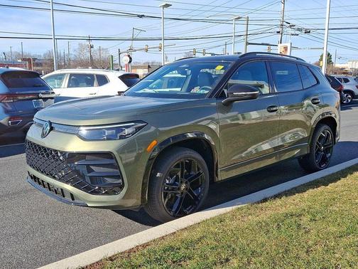 2026 Volkswagen Tiguan 2.0T SE R-Line Black 4MOTION