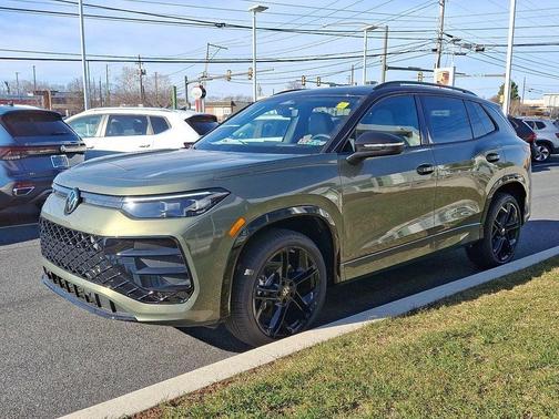 2026 Volkswagen Tiguan 2.0T SE R-Line Black 4MOTION