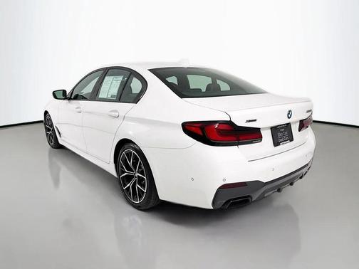 Alpine White 2021 BMW M550 i Xdrive