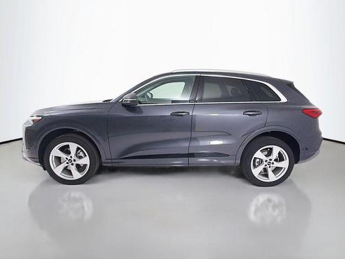 Tambora Gray Metallic 2025 Audi Q5 Premium Plus TFSI quattro S tronic