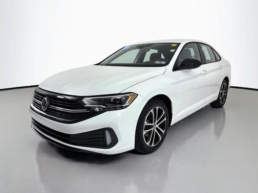 Pure White 2023 Volkswagen Jetta 1.5T Sport