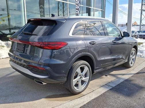 2025 Audi Q5 Premium Plus TFSI quattro S tronic