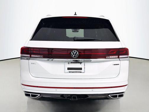 2025 Volkswagen Atlas 2.0T SEL Premium R-Line 4MOTION