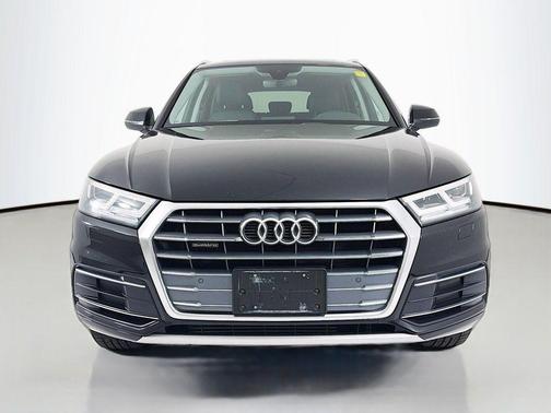 Brilliant Black 2019 Audi Q5 2.0T Premium Plus