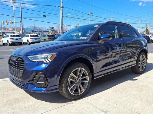 2025 Audi Q3 Premium 45 TFSI S line quattro Tiptronic