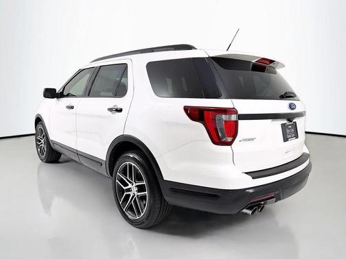 White Platinum Metallic Tri-Coat 2019 Ford Explorer Sport