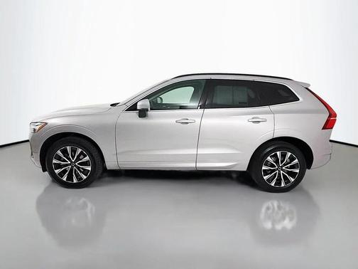 Silver Dawn Metallic 2023 Volvo XC60 B5 Core