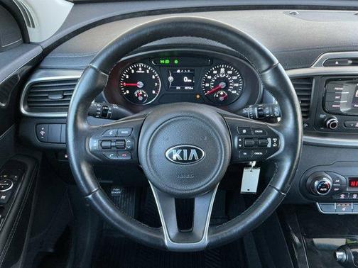2016 Kia Sorento EX