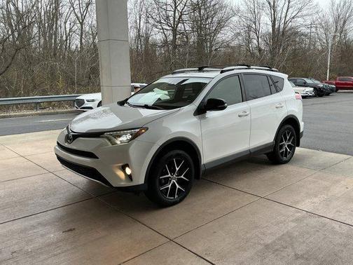 2018 Toyota RAV4 SE