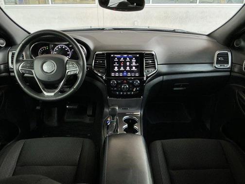 2019 Jeep Grand Cherokee Upland