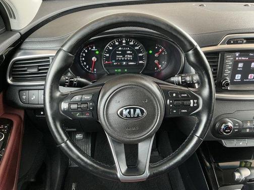2017 Kia Sorento SX