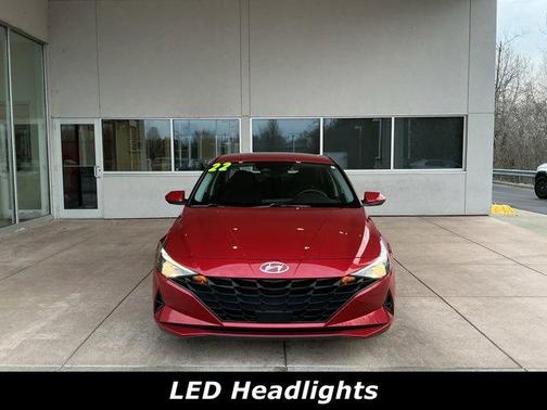 2022 Hyundai ELANTRA SEL