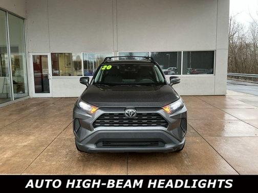 2020 Toyota RAV4 LE