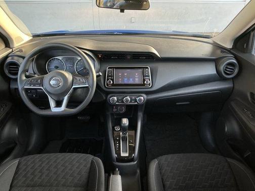 2021 Nissan Kicks S
