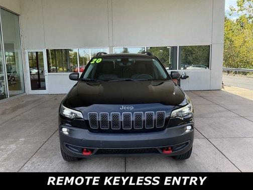 2020 Jeep Cherokee Trailhawk