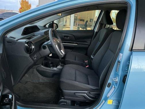 2015 Toyota Prius c Four